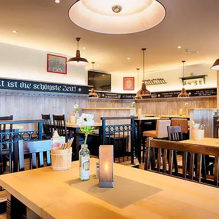 Garner Stuhr - A1 By Ihg מלון