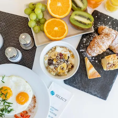 Garner Stuhr - A1 By Ihg 4* ברמן