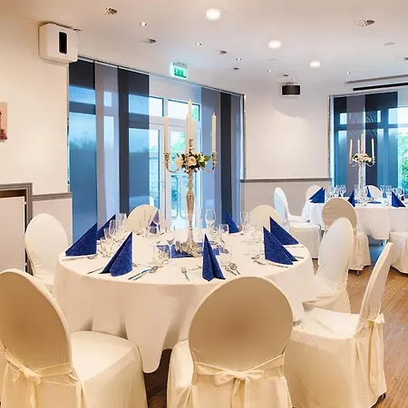 Garner Stuhr - A1 By Ihg מלון