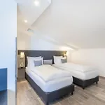 Garner Stuhr - A1 By Ihg