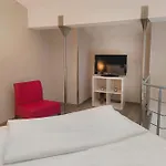 Garner Stuhr - A1 By Ihg Hotel 4*