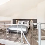 Garner Stuhr - A1 By Ihg فندق