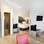 Garner Stuhr - A1 By Ihg 호텔 4*