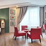 فندق Garner Stuhr - A1 By Ihg 4*