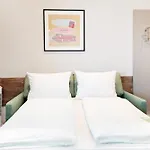 Garner Stuhr - A1 By Ihg 호텔 4*