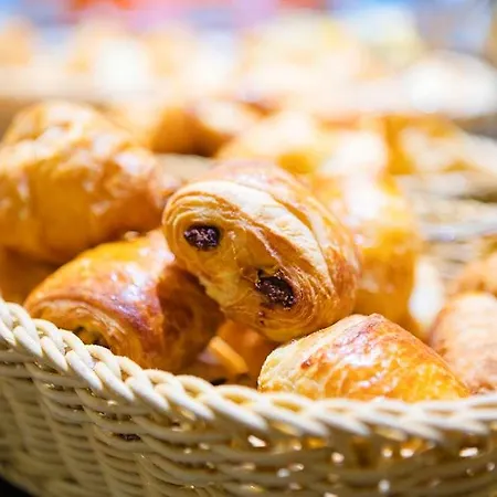 Hotel Select A1 Bremen-stuhr 4*