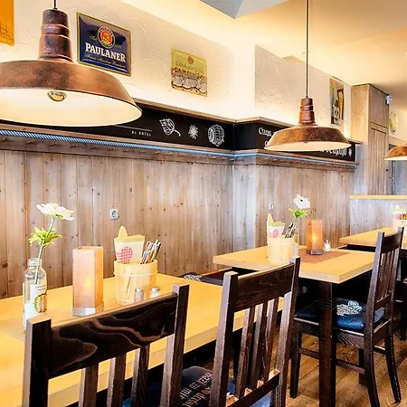 Select A1 Bremen-stuhr Hotel 4*