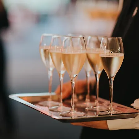 Garner Stuhr - A1 By Ihg Brême