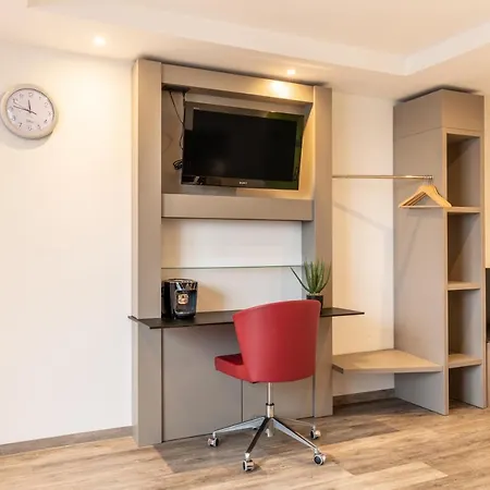 Select A1 Bremen-stuhr Hotel 4*