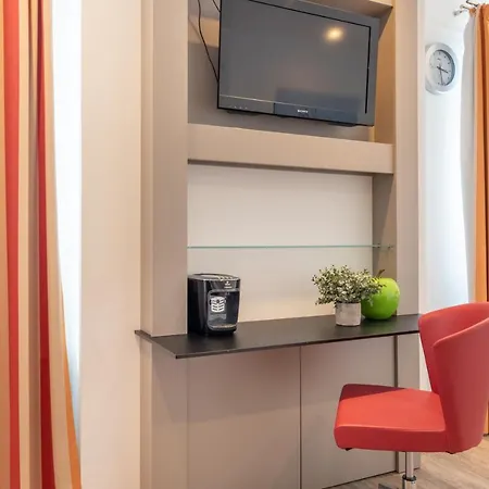 Hotel Select A1 Bremen-stuhr 4*