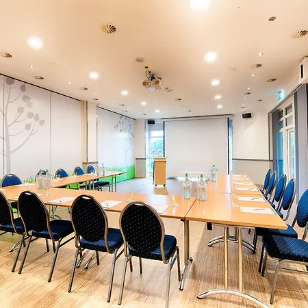 Select A1 Bremen-stuhr 4*