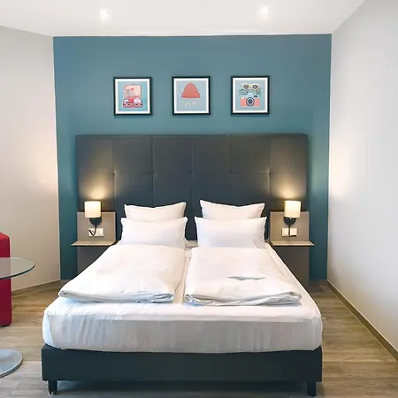 Garner Stuhr - A1 By Ihg Hotel Brémy