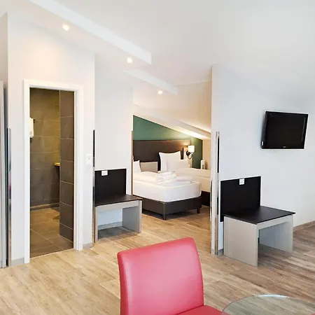 Garner Stuhr - A1 By Ihg 酒店 4*