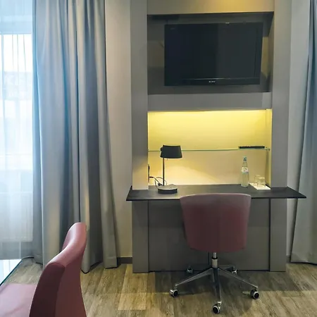 Garner Stuhr - A1 By Ihg 4*