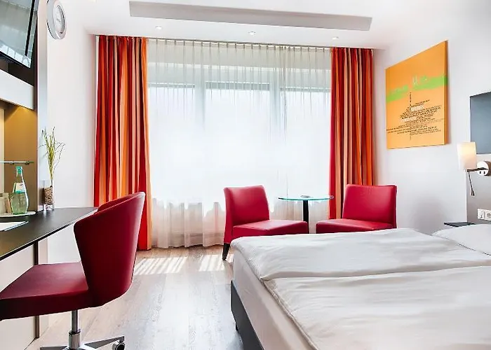 Garner Stuhr - A1 By Ihg Hotel