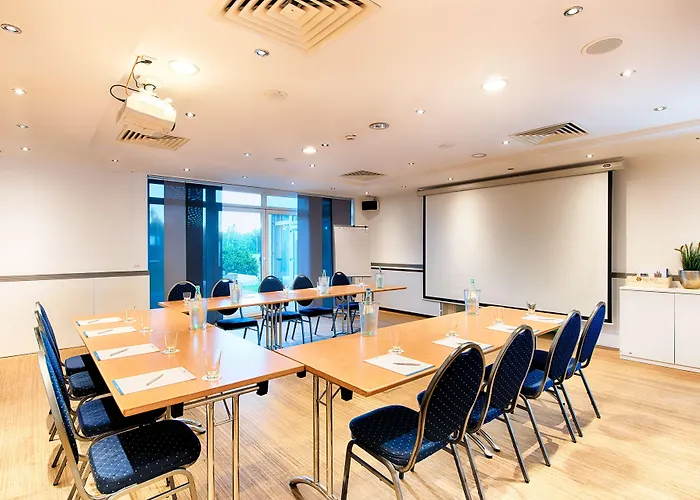 Garner Stuhr - A1 By Ihg 4* Brémy