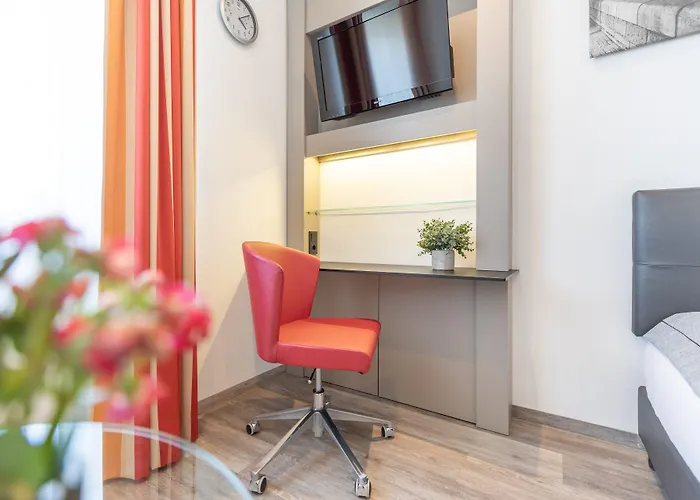 Garner Stuhr - A1 By Ihg Brémy