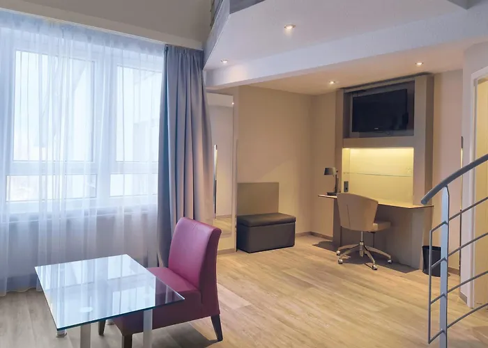 Garner Stuhr - A1 By Ihg Hotel