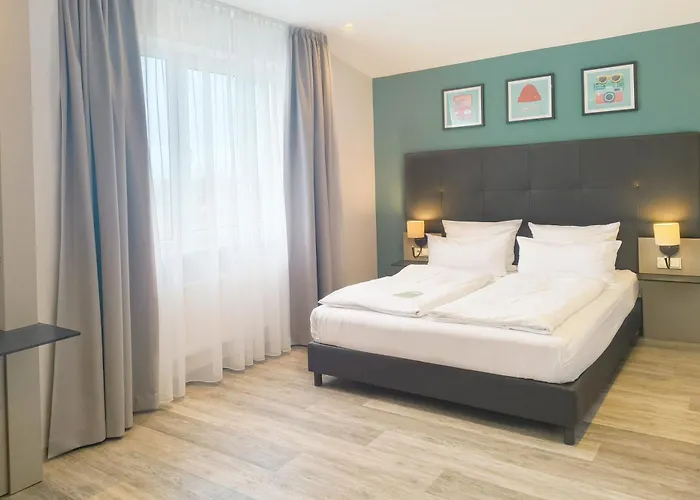 Hotel Garner Stuhr - A1 By Ihg Brémy