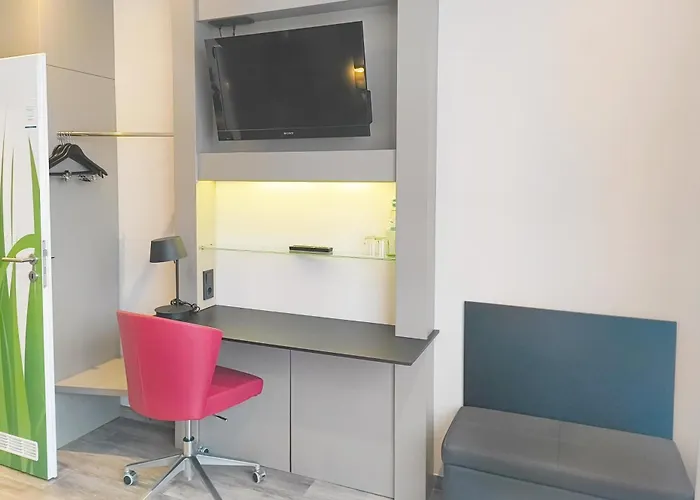 Garner Stuhr - A1 By Ihg 4*