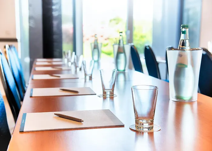 Hotel Garner Stuhr - A1 By Ihg Brémy