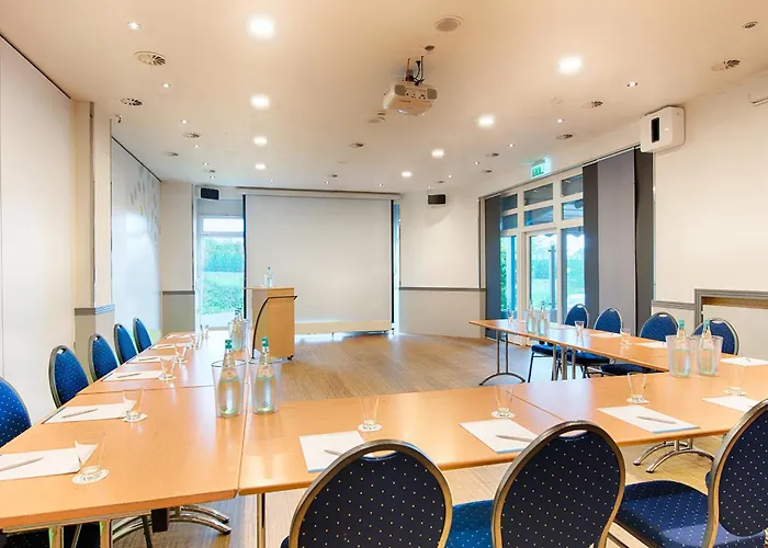 Hotel Garner Stuhr - A1 By Ihg Brémy